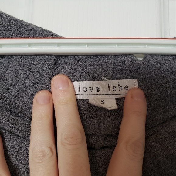🪴BOGO FREE🪴 Love Riche Off Shoulder Waffle Weave Size S - Picture 3 of 3